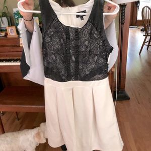 GUC PULeather & Lace dress